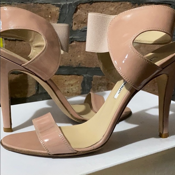 Manolo Blahnik Open Toed Patent Sling Back Size 36 - Picture 3 of 5